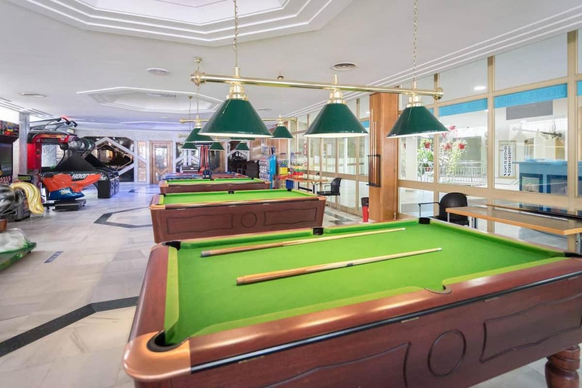 Benal Beach Suite Ii, Estudio Con Parque Acuatico Y Vistas Al Mar. Benalmadena Ngoại thất bức ảnh