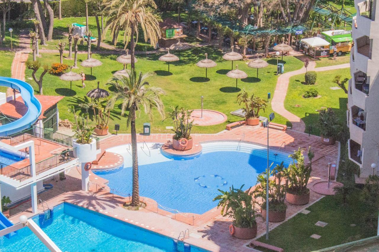 Benal Beach Suite Ii, Estudio Con Parque Acuatico Y Vistas Al Mar. Benalmadena Ngoại thất bức ảnh
