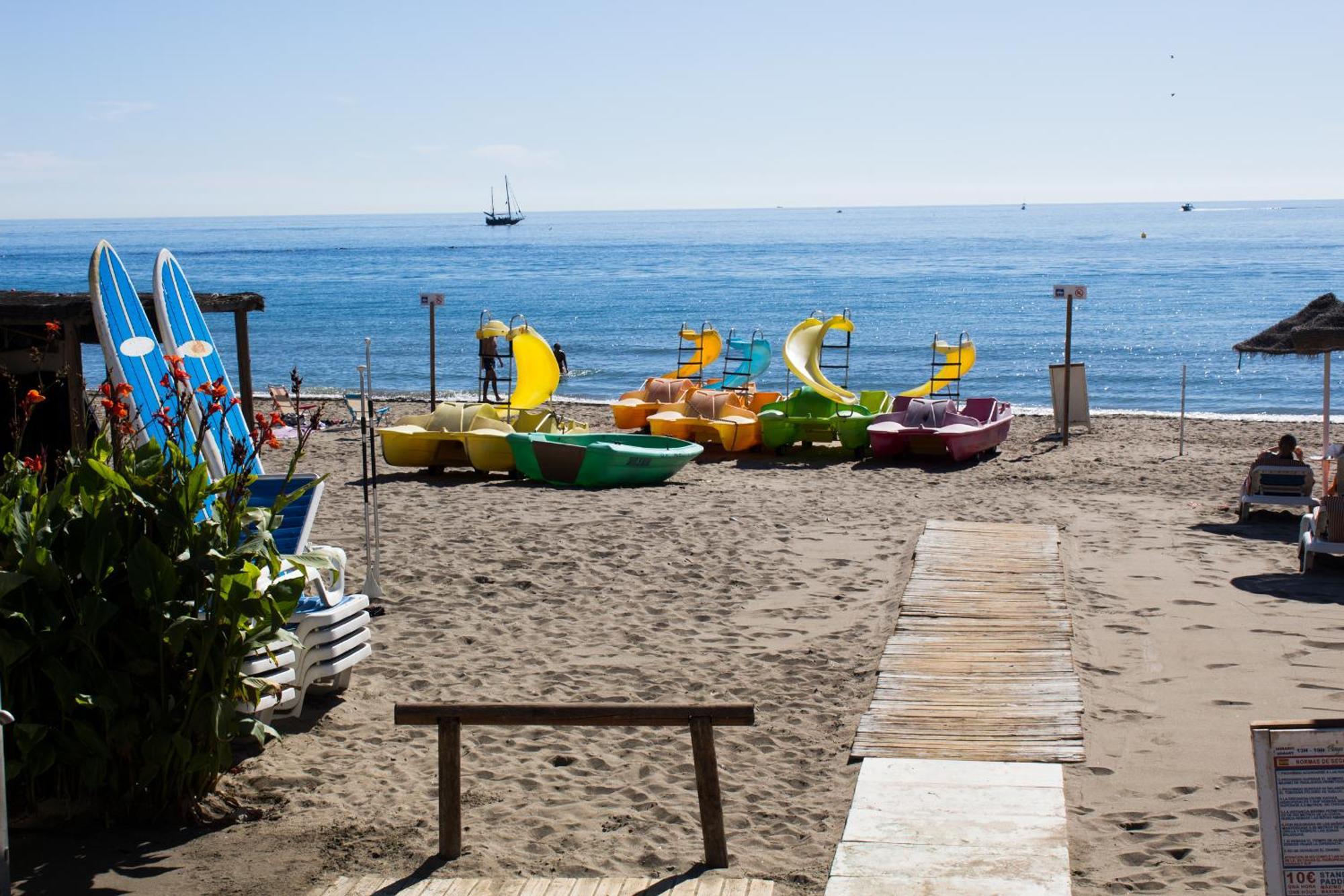 Benal Beach Suite Ii, Estudio Con Parque Acuatico Y Vistas Al Mar. Benalmadena Ngoại thất bức ảnh
